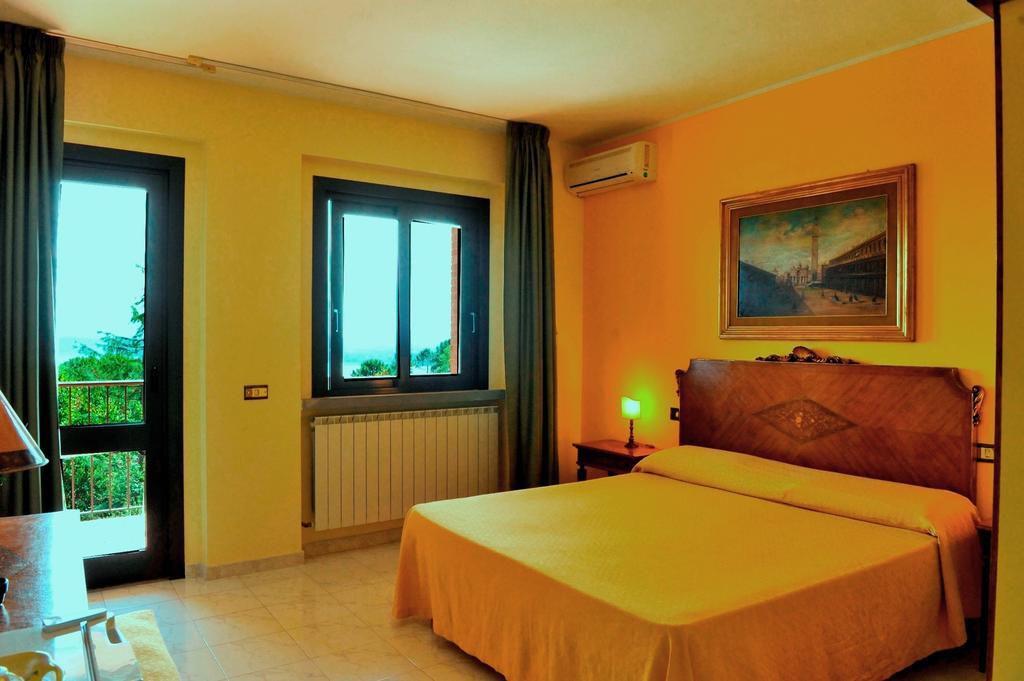 B&B Villa Sensi Tuoro sul Trasimeno Eksteriør billede