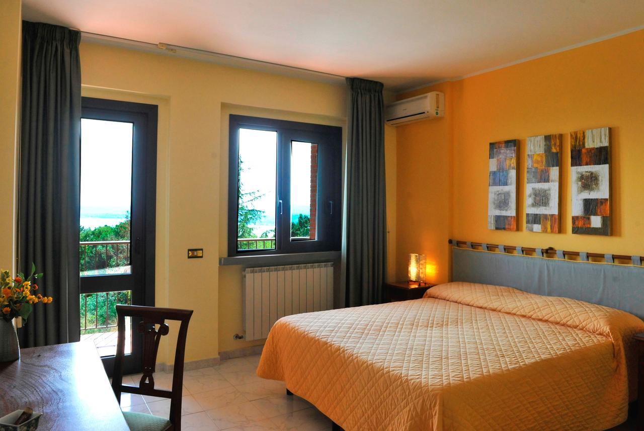 B&B Villa Sensi Tuoro sul Trasimeno Eksteriør billede